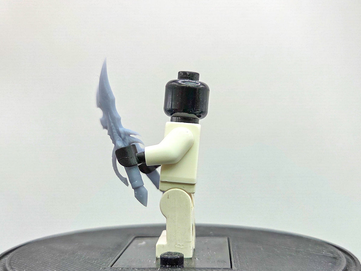 Building toy custom 3D printed the gamer one who controls shadows daggers v2