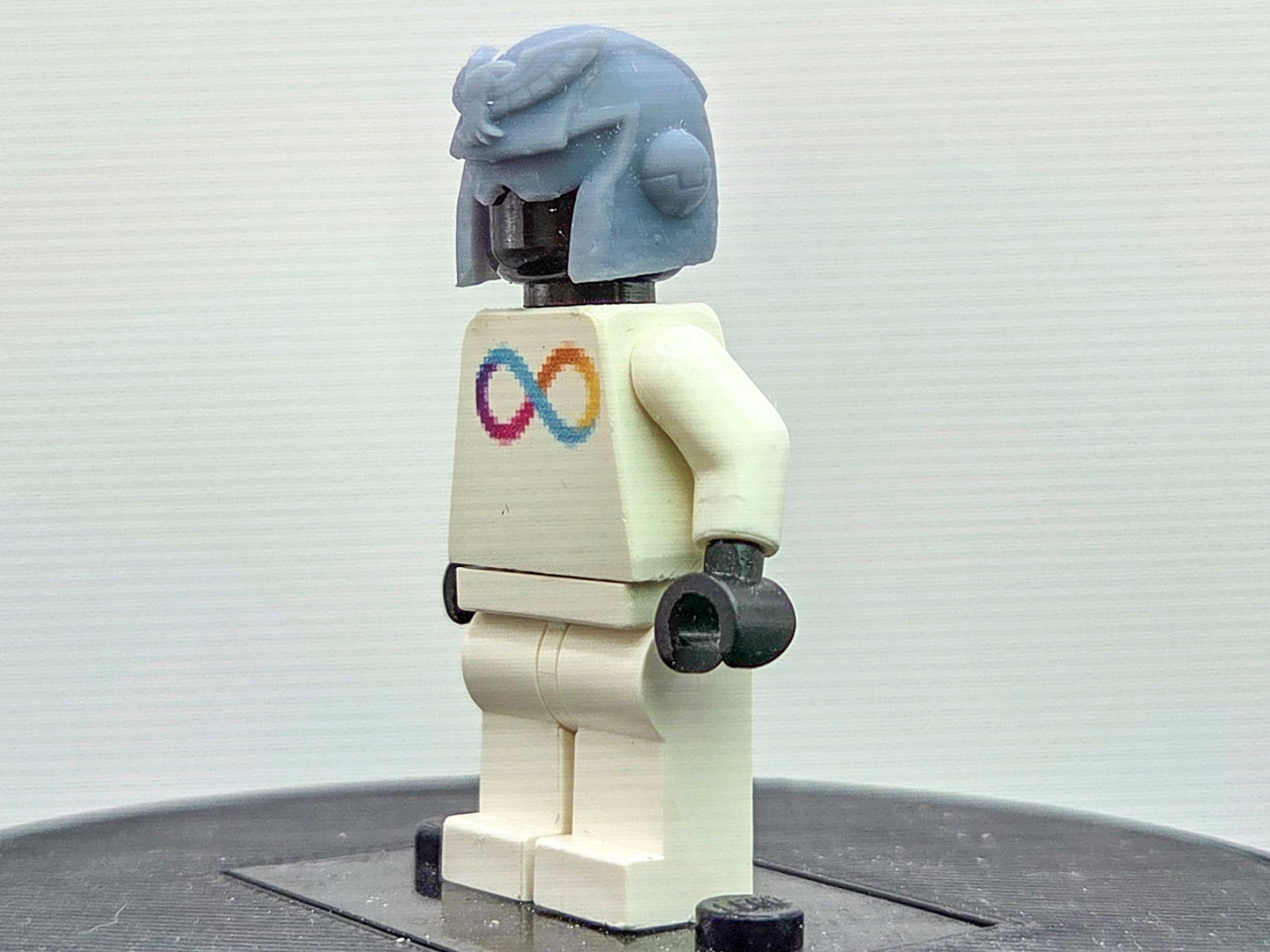Custom 3D printed falcon fighter helmet!