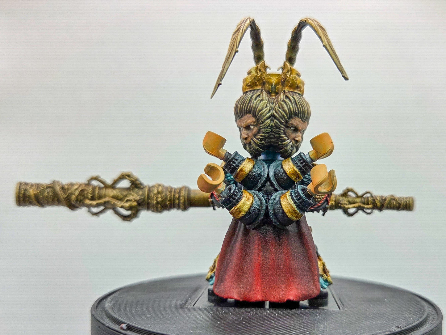 Custom 3D printed and painted king of the monkeys with 3 heads!