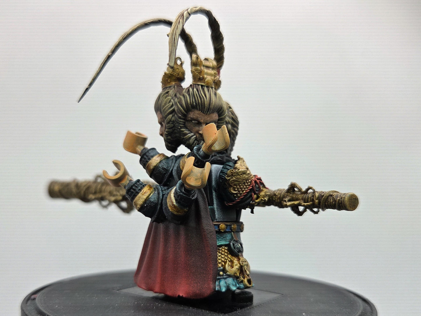 Custom 3D printed and painted king of the monkeys with 3 heads!