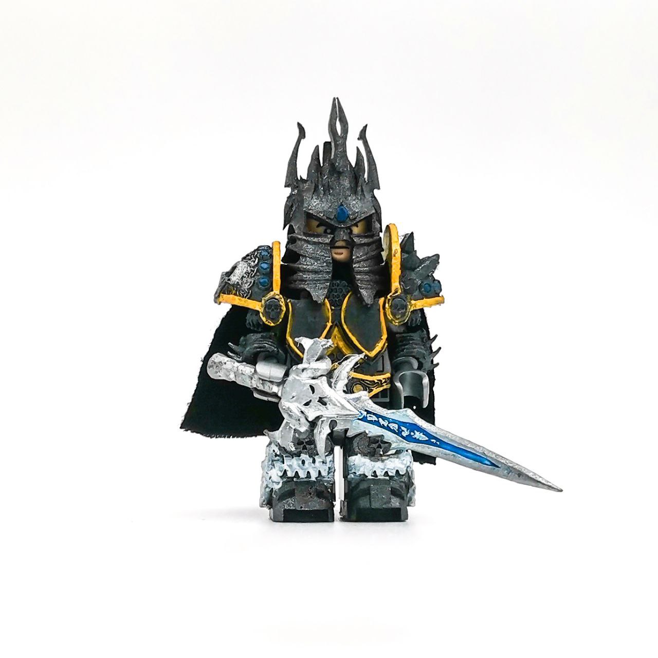 Reaven blocks custom 3D printed and painted wow winter king painted!