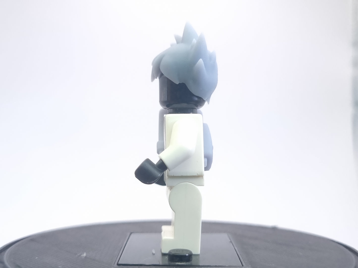 lego compatible 3D printed catcher with spikey hair!