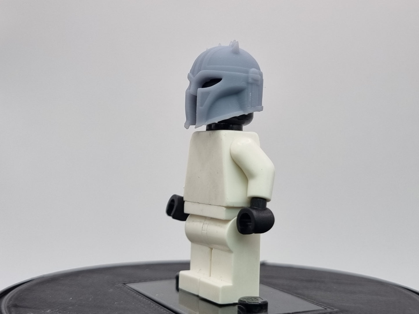 lego compatible 3D printed spike helmet!