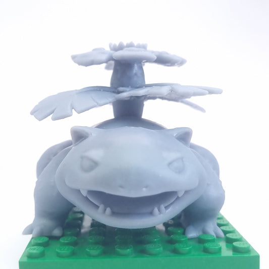 Building toy custom 3D printed creature with tree on his back!