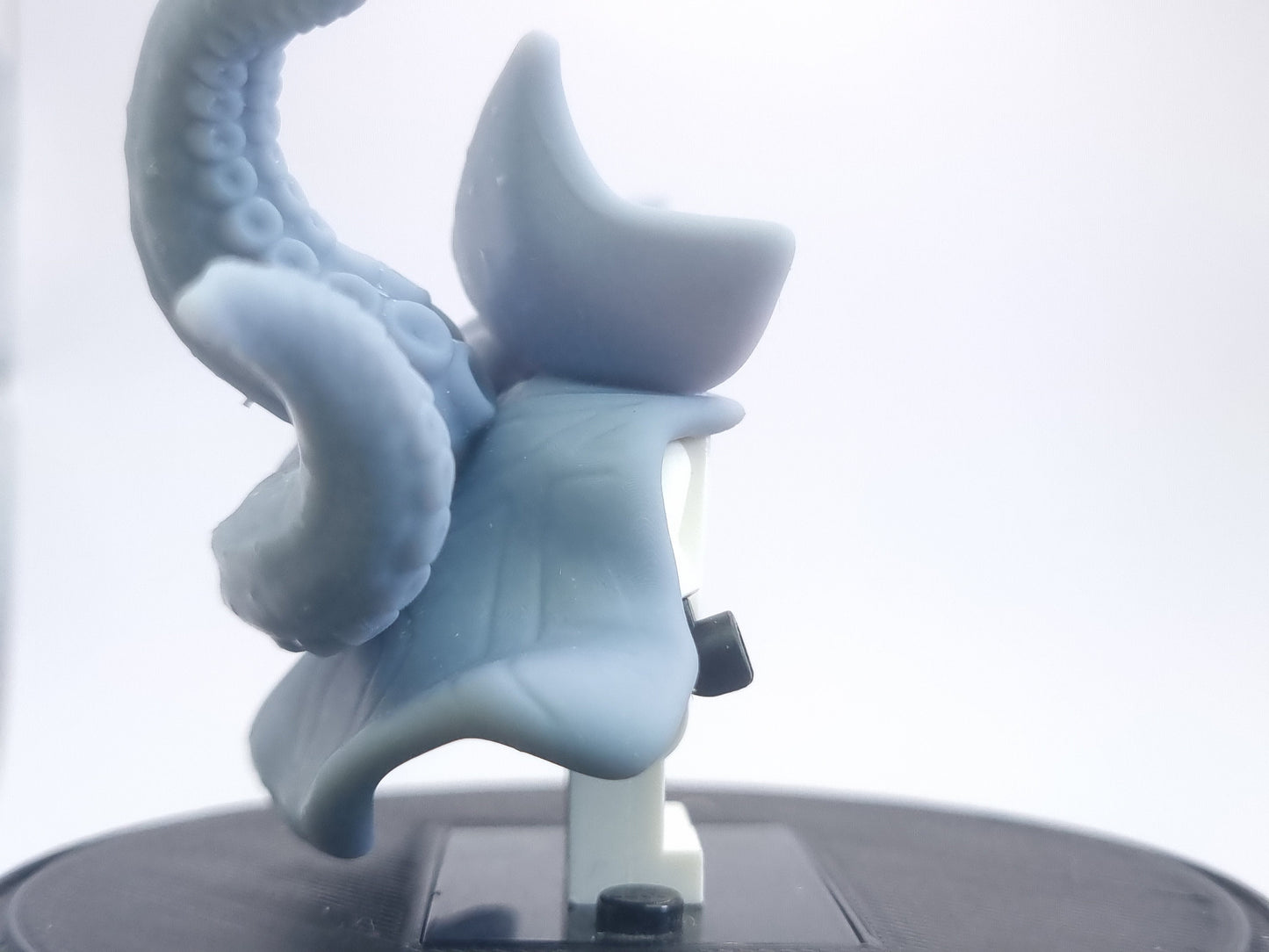 Building toy custom 3D printed magical tentacle coat!