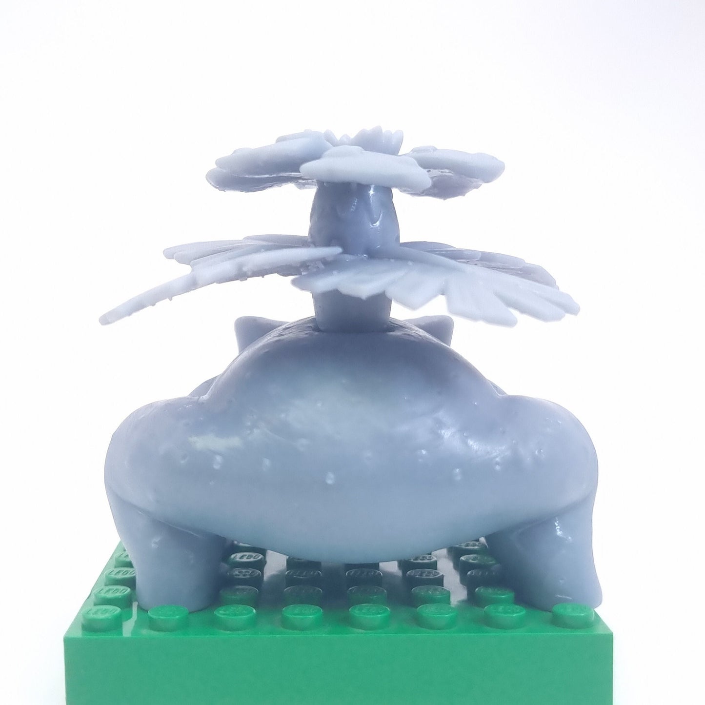 Building toy custom 3D printed creature with tree on his back!