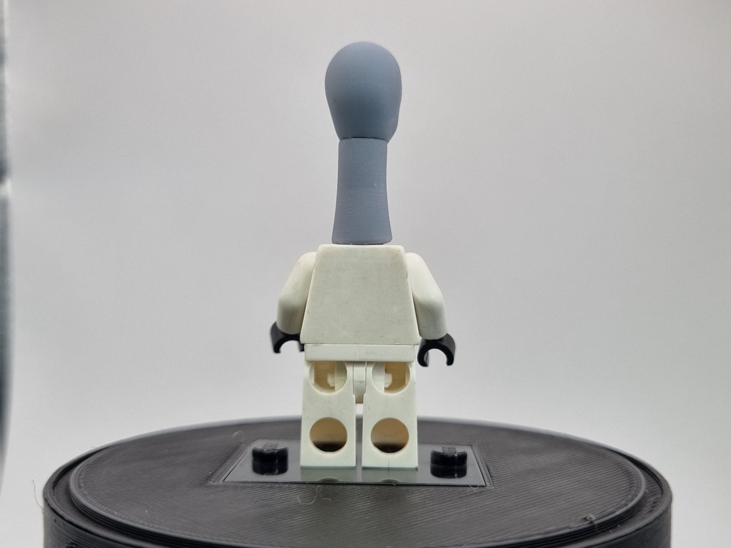 Building toy custom 3D printed Long neck alien head!