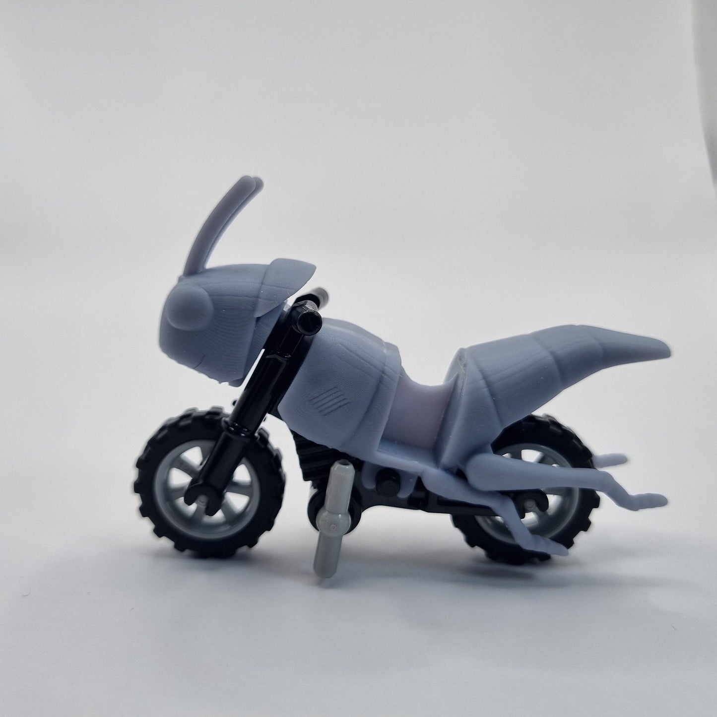 Building toy bug mothercycle!