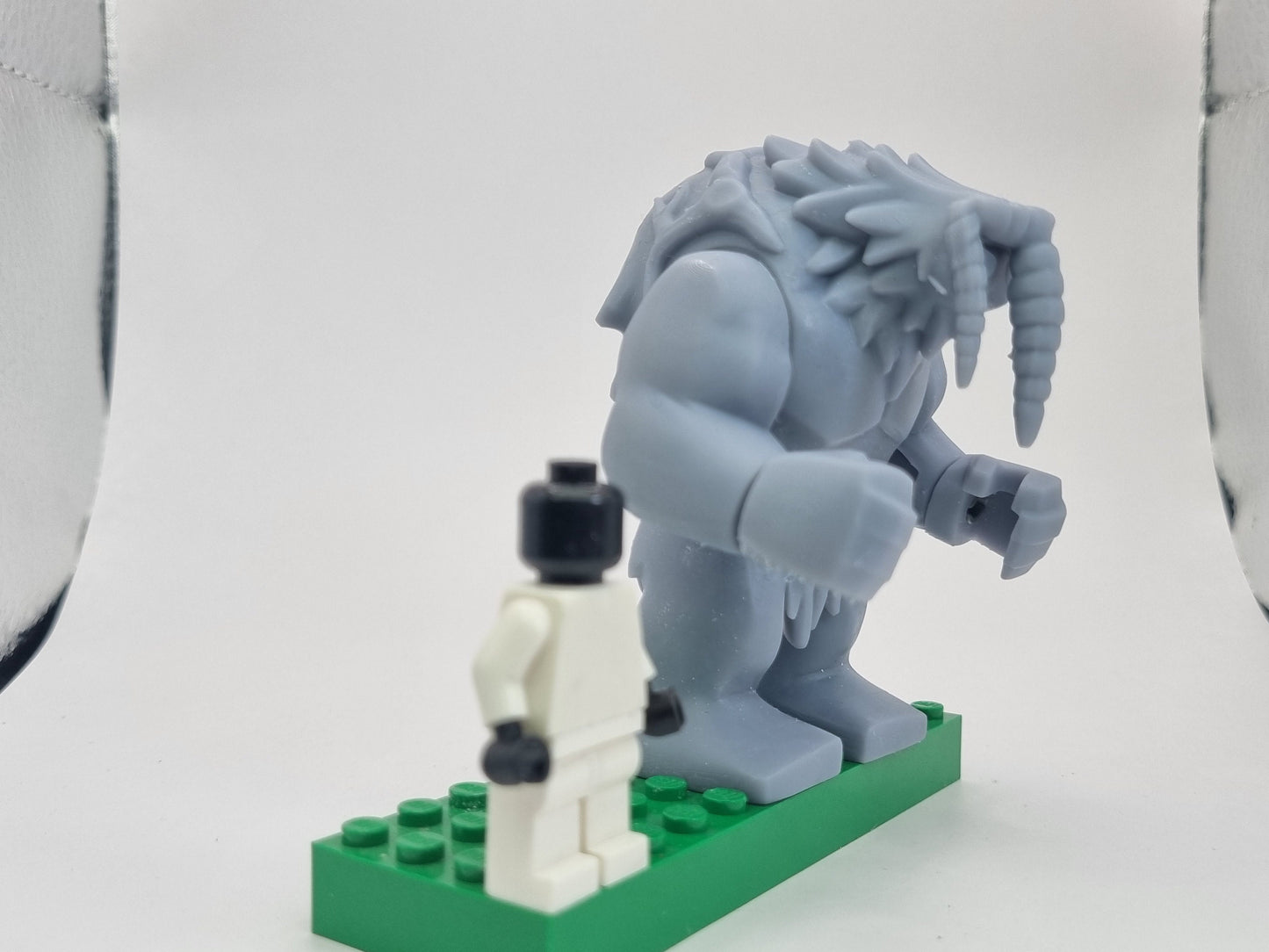 Building toy super heroes swamp monster big fig!