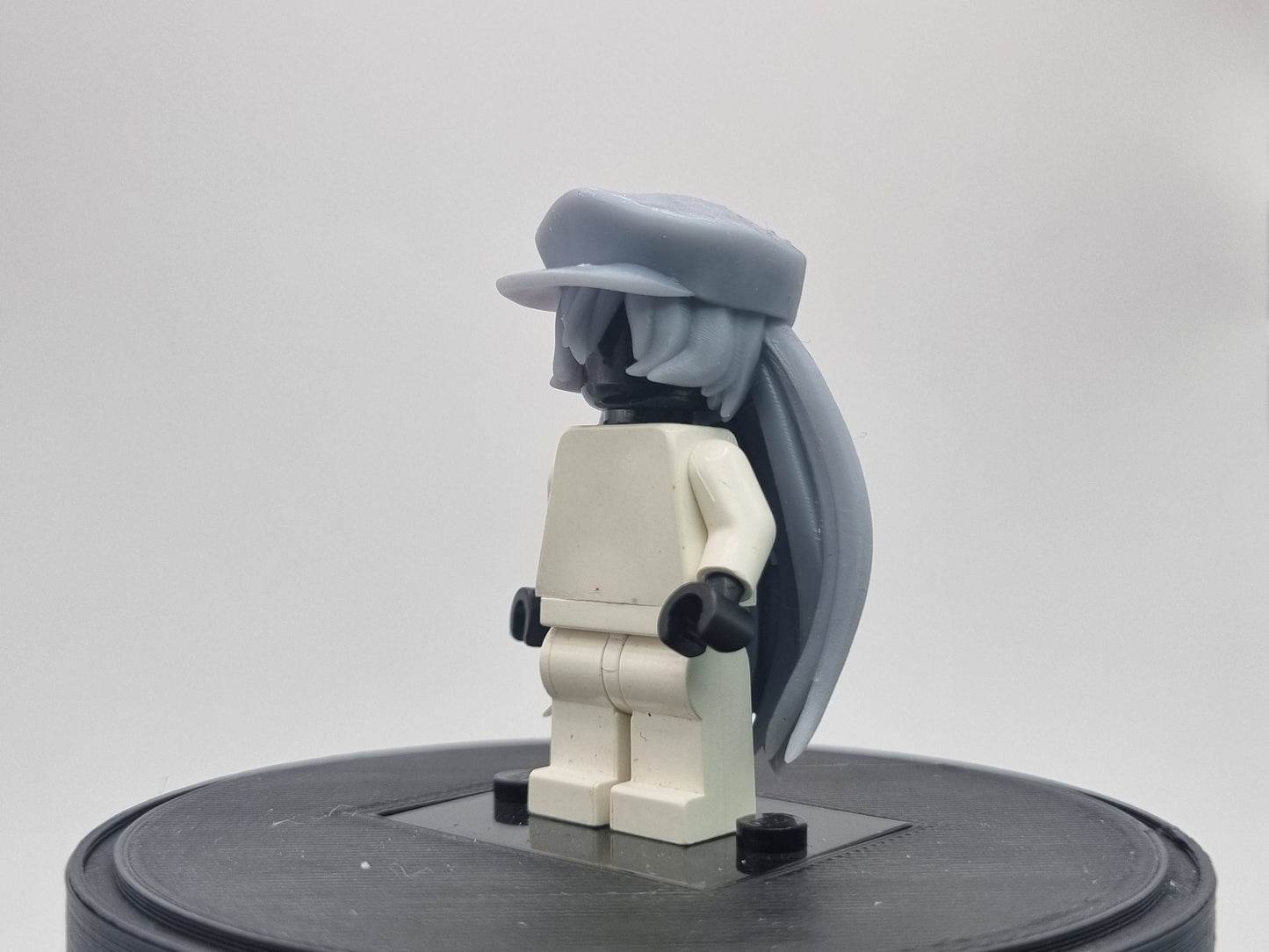 Building toy custom 3D waifu with cap!