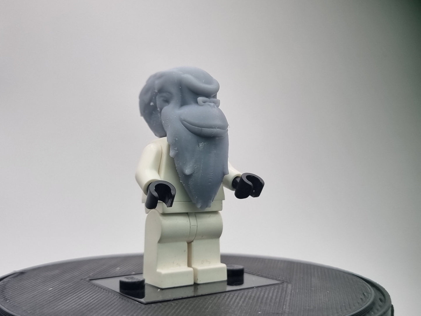 Building toy custom 3D ape with long beard!