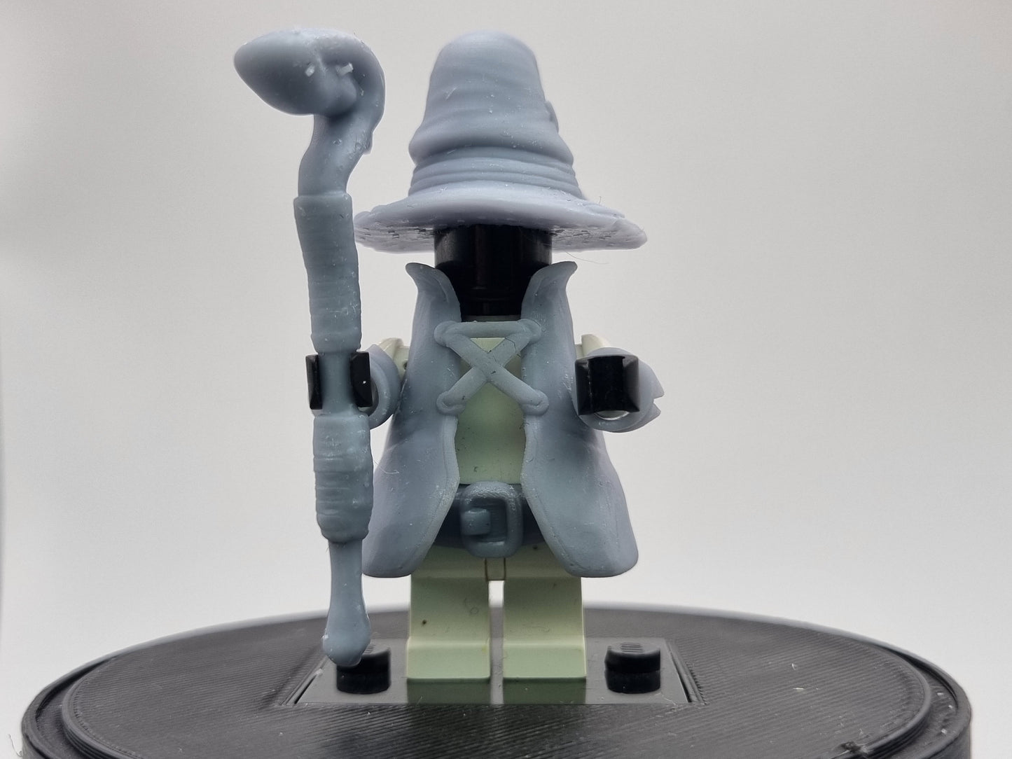 Building toy custom 3D wizard with staff armor set!