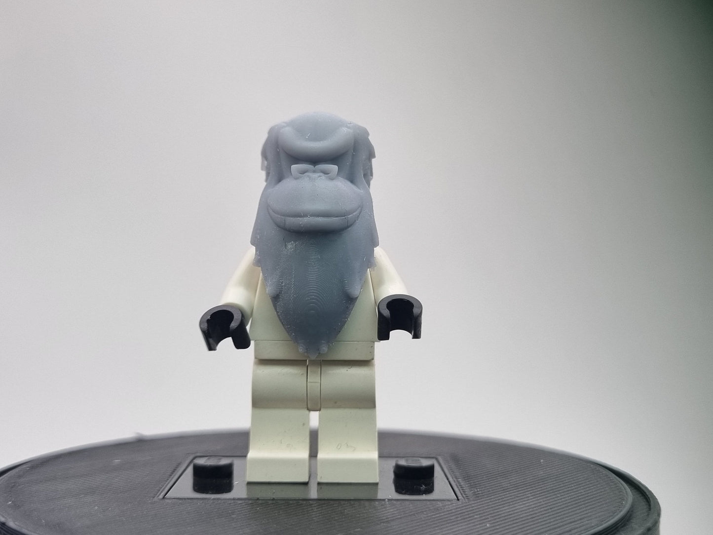 Building toy custom 3D ape with long beard!