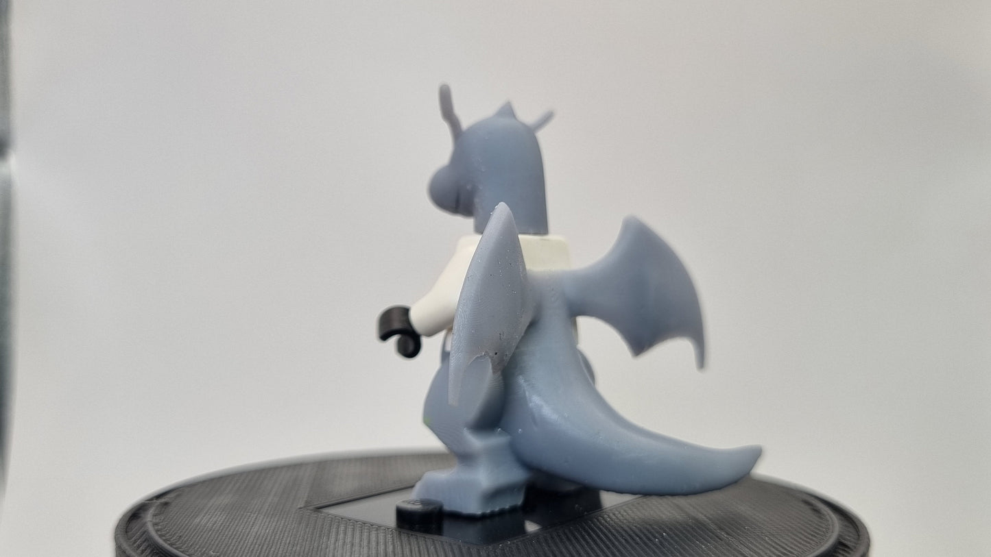 Building toy animal to catch dragon with figure body!