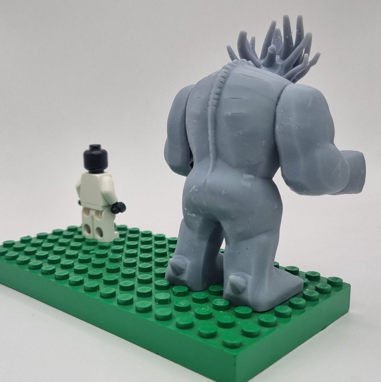 Custom 3D printed building toy super hero tree bigfig!
