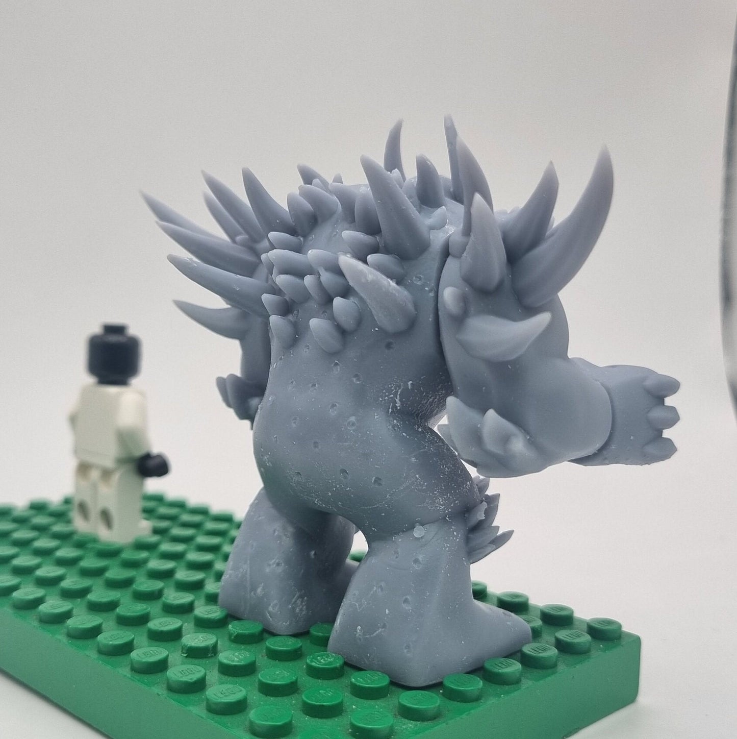 Custom 3D printed building toy spiky bigfig!