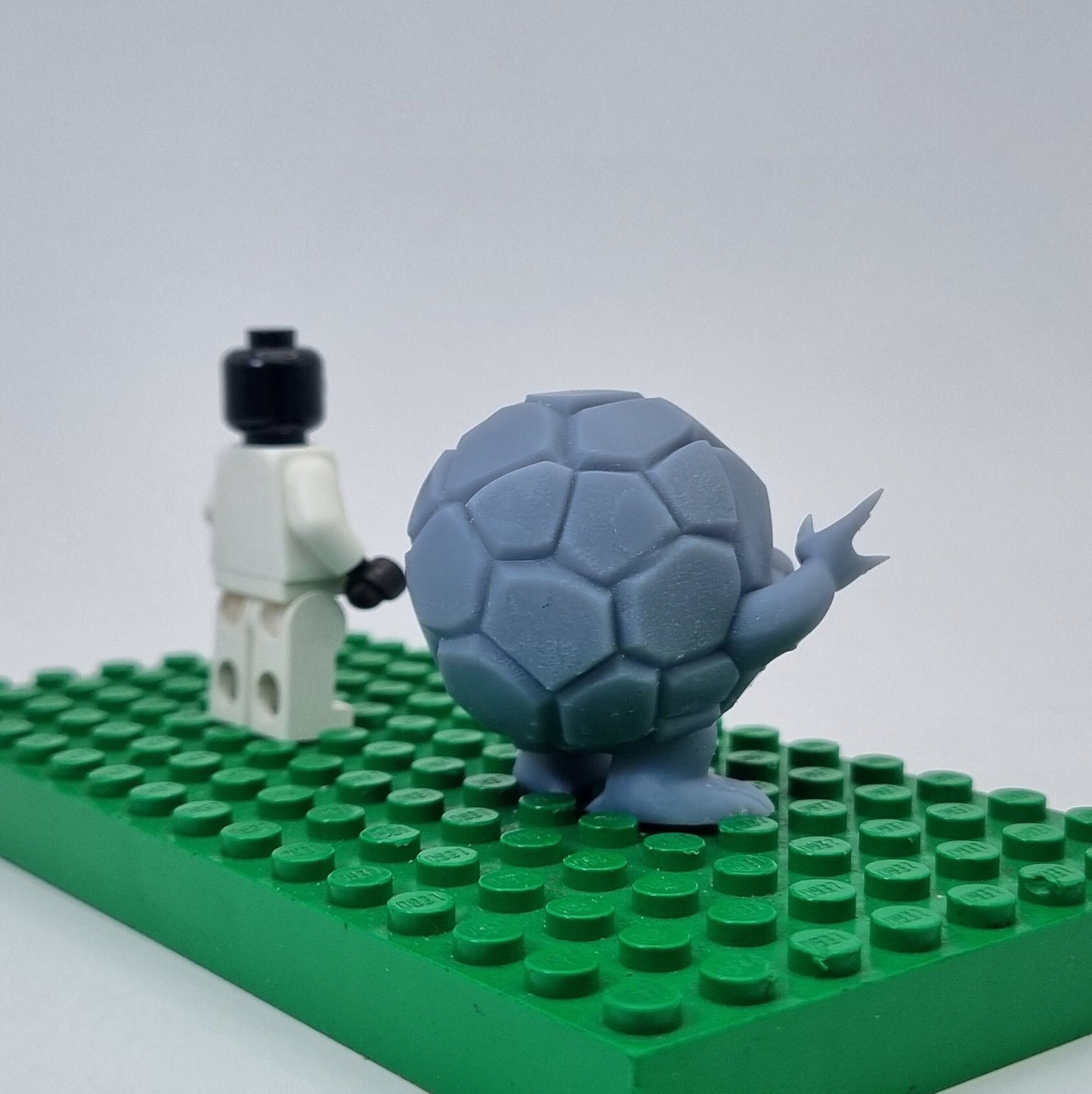Building toy custom 3D printed animal to catch round rock!