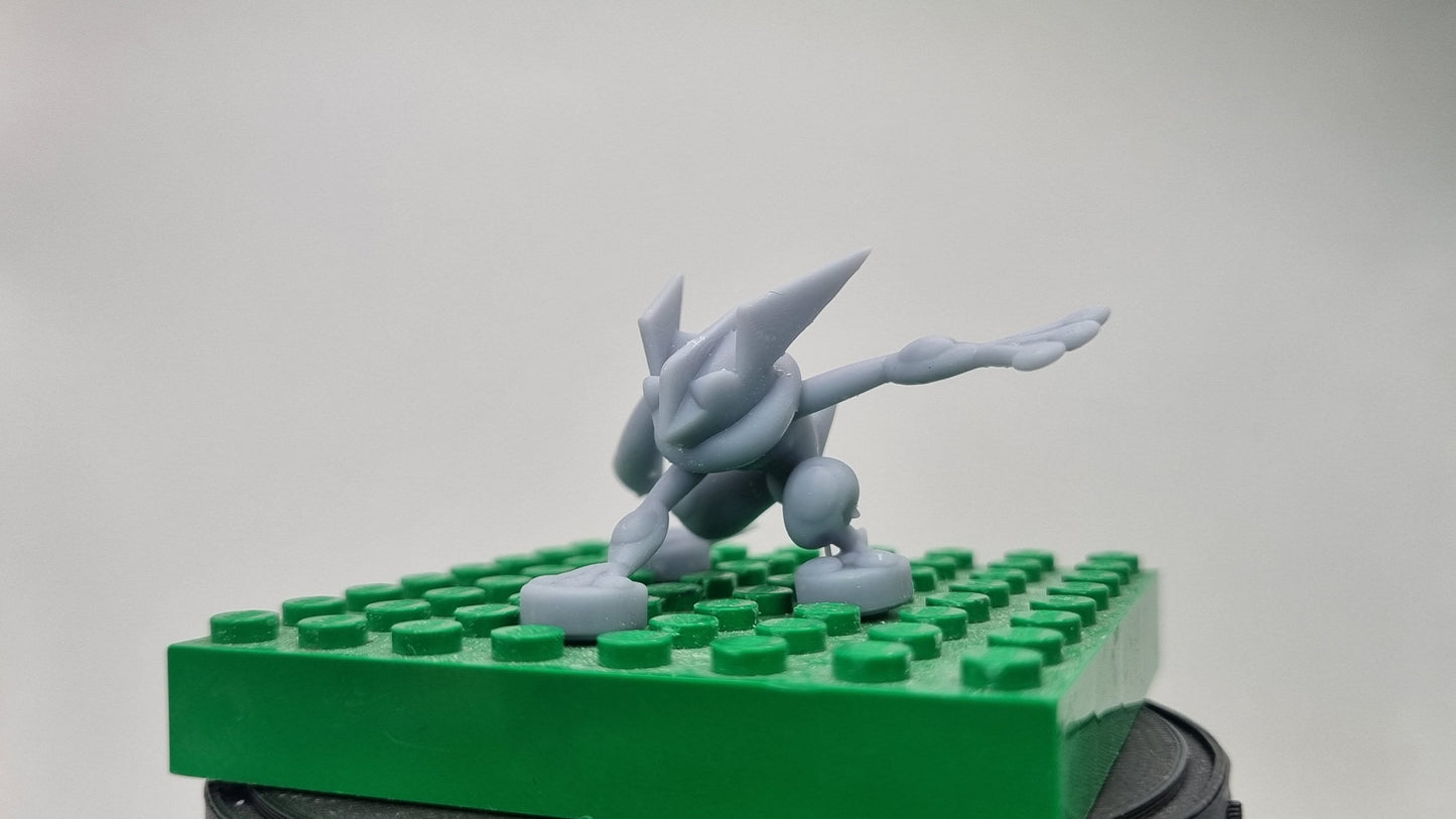 Custom 3D printed building toy animal to catch frog!